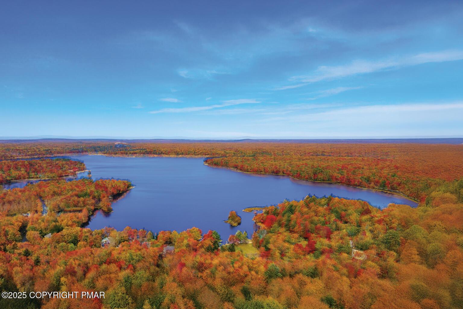 Image 3: Huge 365 Acre Lake