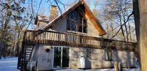47 Pineknoll Dr