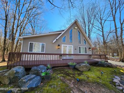 44 Lucretius Trail