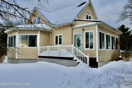 7639 Lake Shore Drive