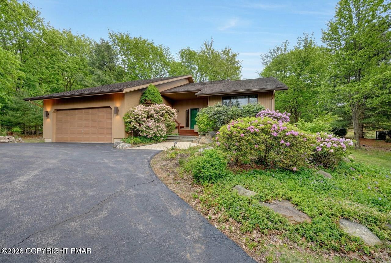 Image 4: 96 Wolf Hollow Rd 01 Large