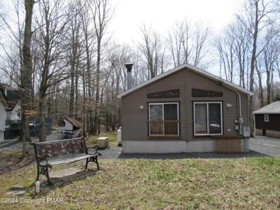 132 Tomhickon Trail