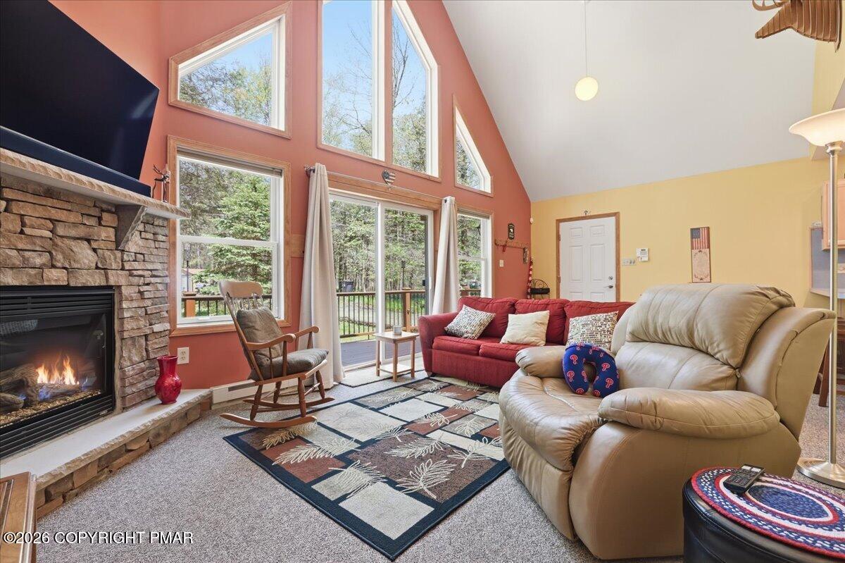 Image 1: High Ceilings Large photos