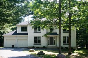 5294 Hilltop Circle