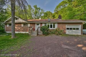 1747 Lake Lane