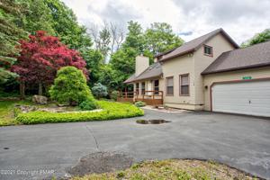 5140 Hounds Ear Rd