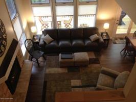 52 Laurelwood Dr