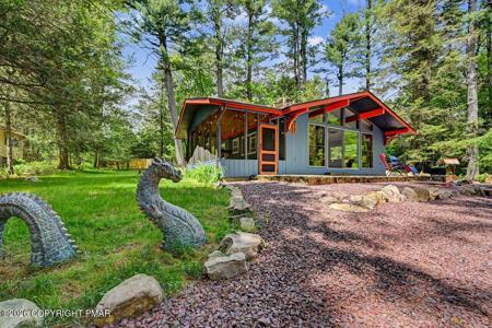 2132 Penny Lane