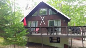 221 Tommys Ln