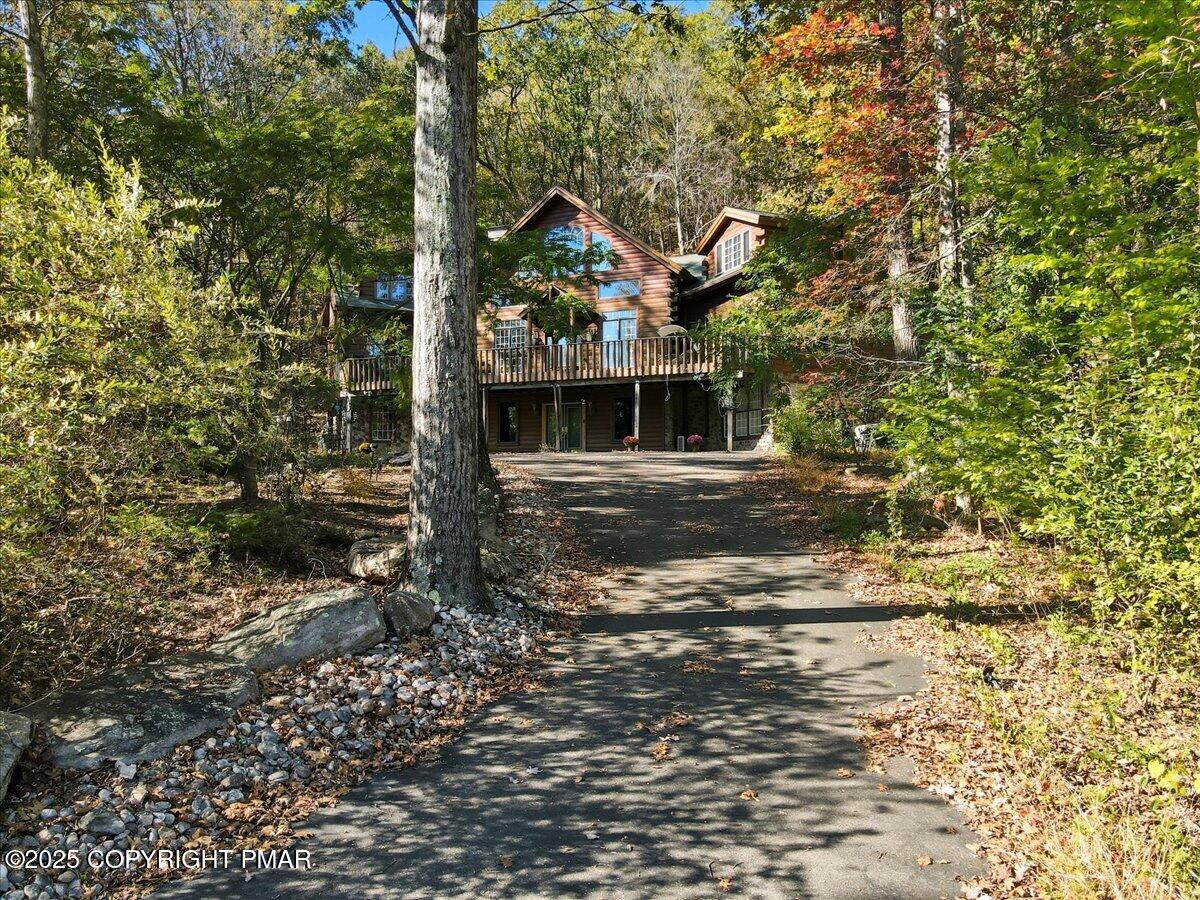 Image 4: 004-019_dji_fly_20251009_150414_459_1760