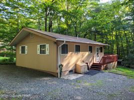 278 Packanack Dr