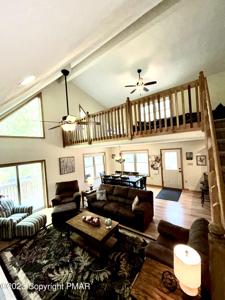 122 Thomas Lane