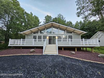 2214 Doe Drive
