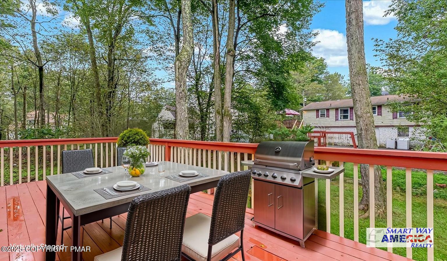 Image 4: Deck Staged