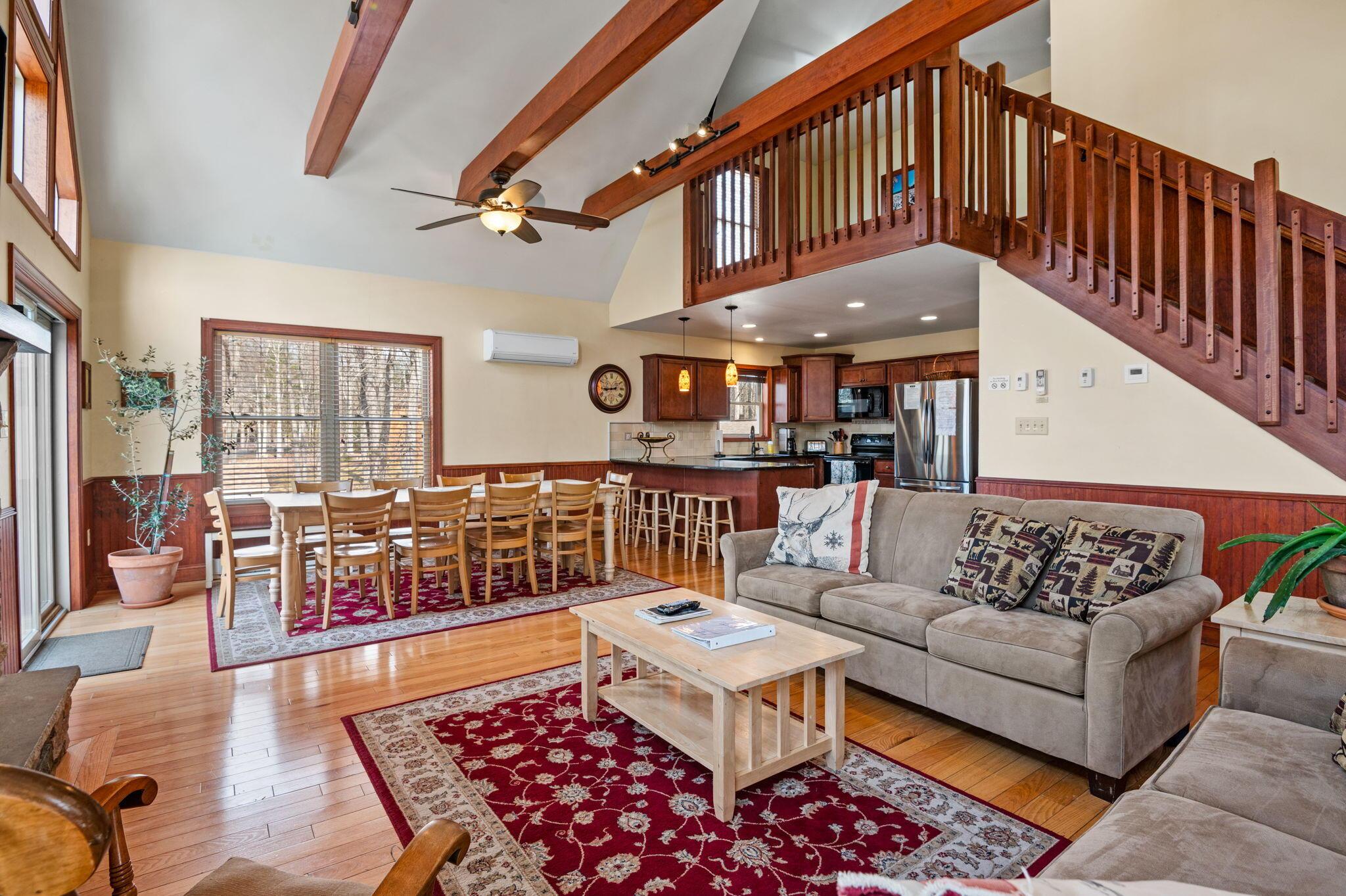 Image 3: 23-web-or-mls-12 lupine (23 of 57)