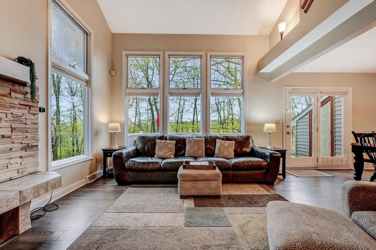 Image 3: Open plan