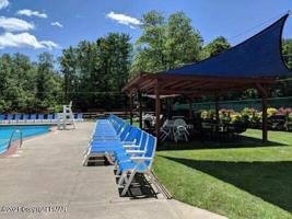 1138 E Creek View Dr
