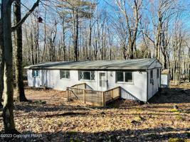 16 Estates Dr