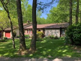 11 Acorn Dr