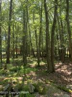 12 Red Oak Rd