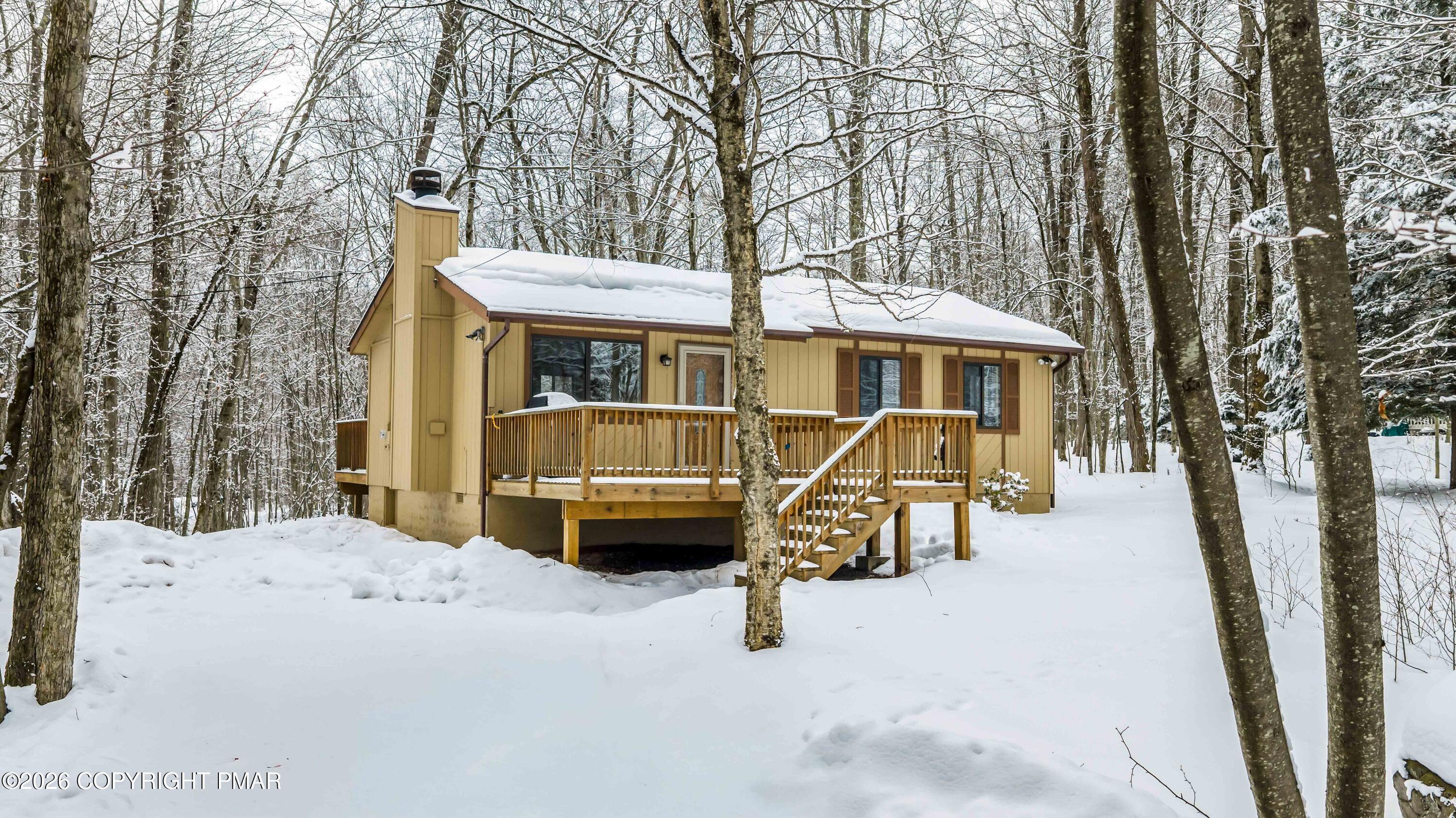 Image 1: 391 Berry Drive, Pocono Lake, PA-02