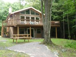 132 W Lake Drive West Drive