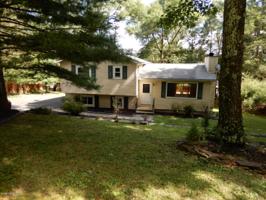 2345 Woodcrest Dr