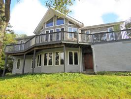 1214 Hunter Lane