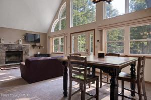 309 Stroud Ct