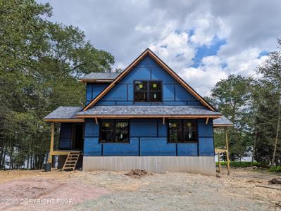 72 Lake Dr West