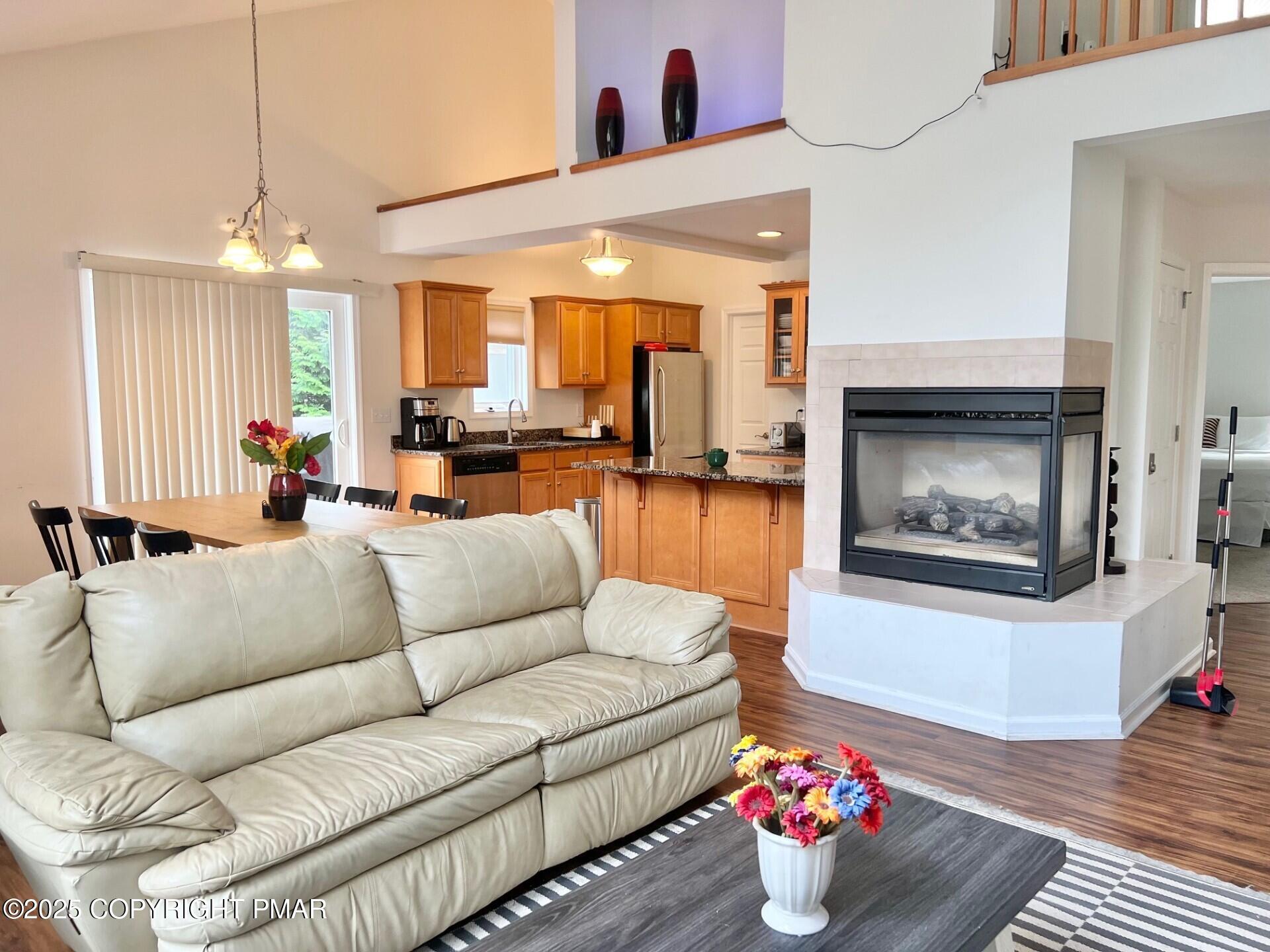 Image 3: Open Concept Living Kitchen area