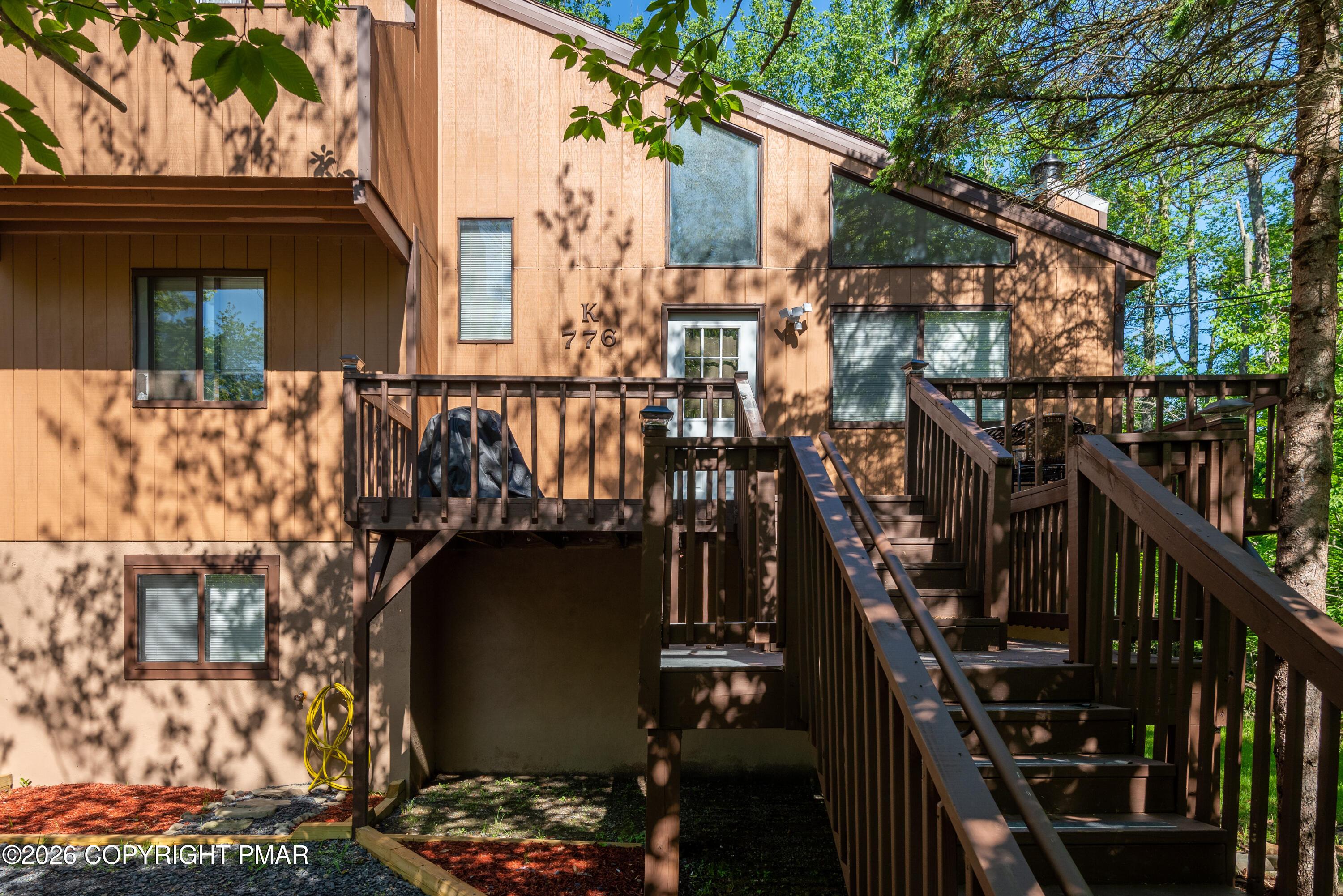 Image 1: 1783 rolling hills-2