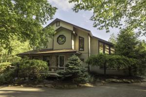 77 Chestnut Rd