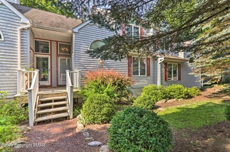 102 Laurelwoods Drive