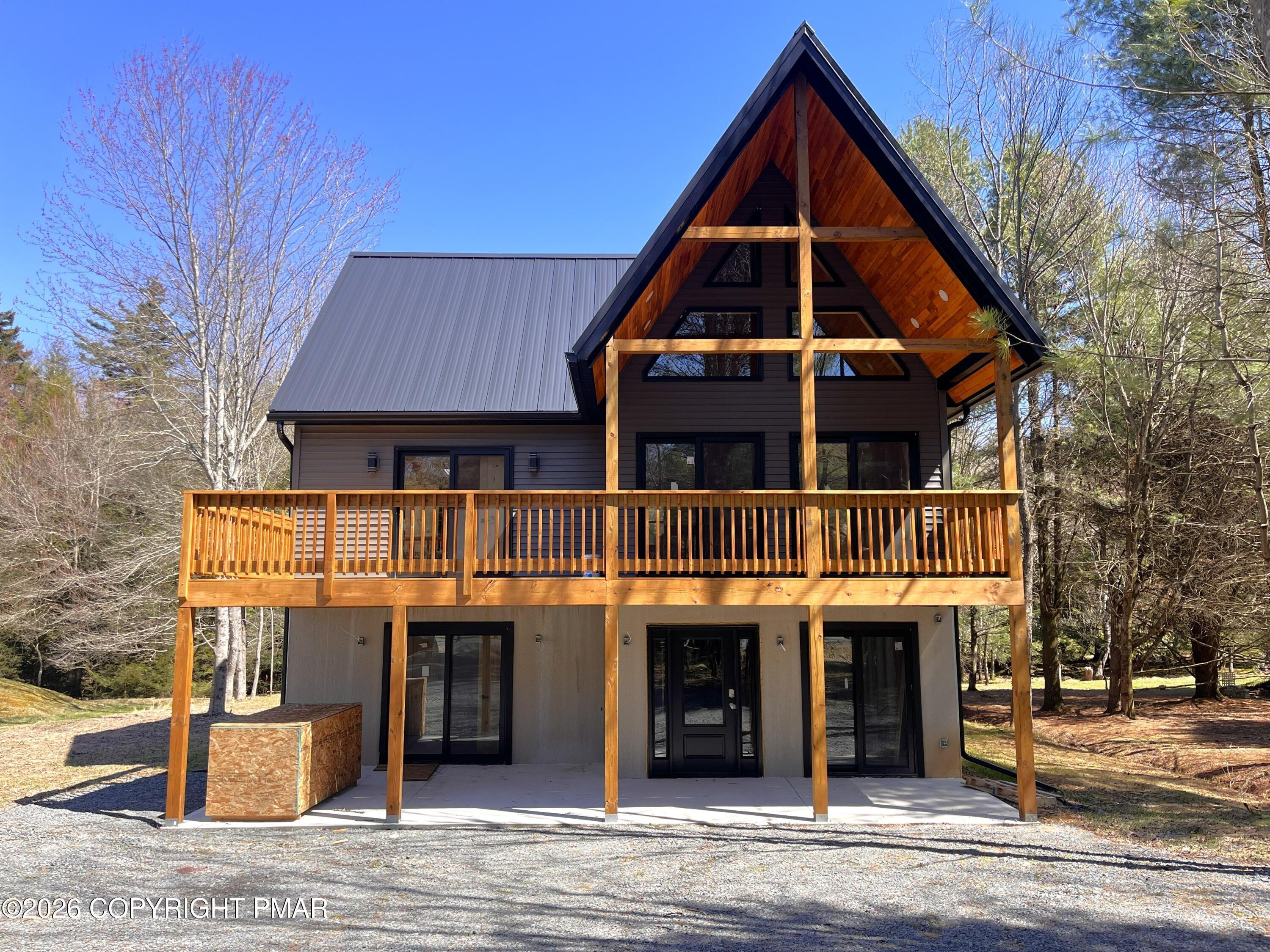 Image 4: Front of Home