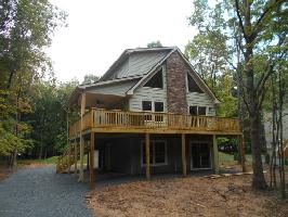 128 Thomas Lane
