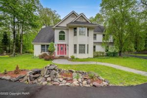 5168 Hilltop Cir