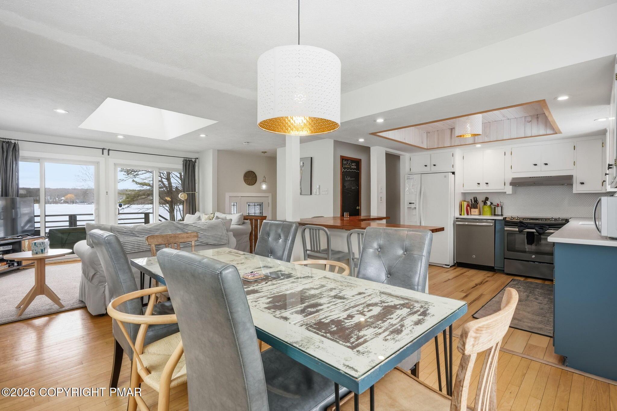 Image 4: Open Concept