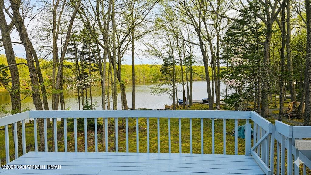 Image 3: Deck view