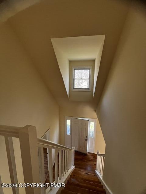 Image 4: entry