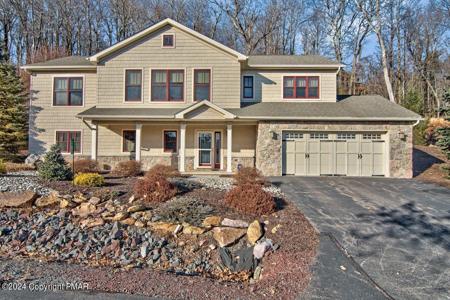 20 Bluestone Court