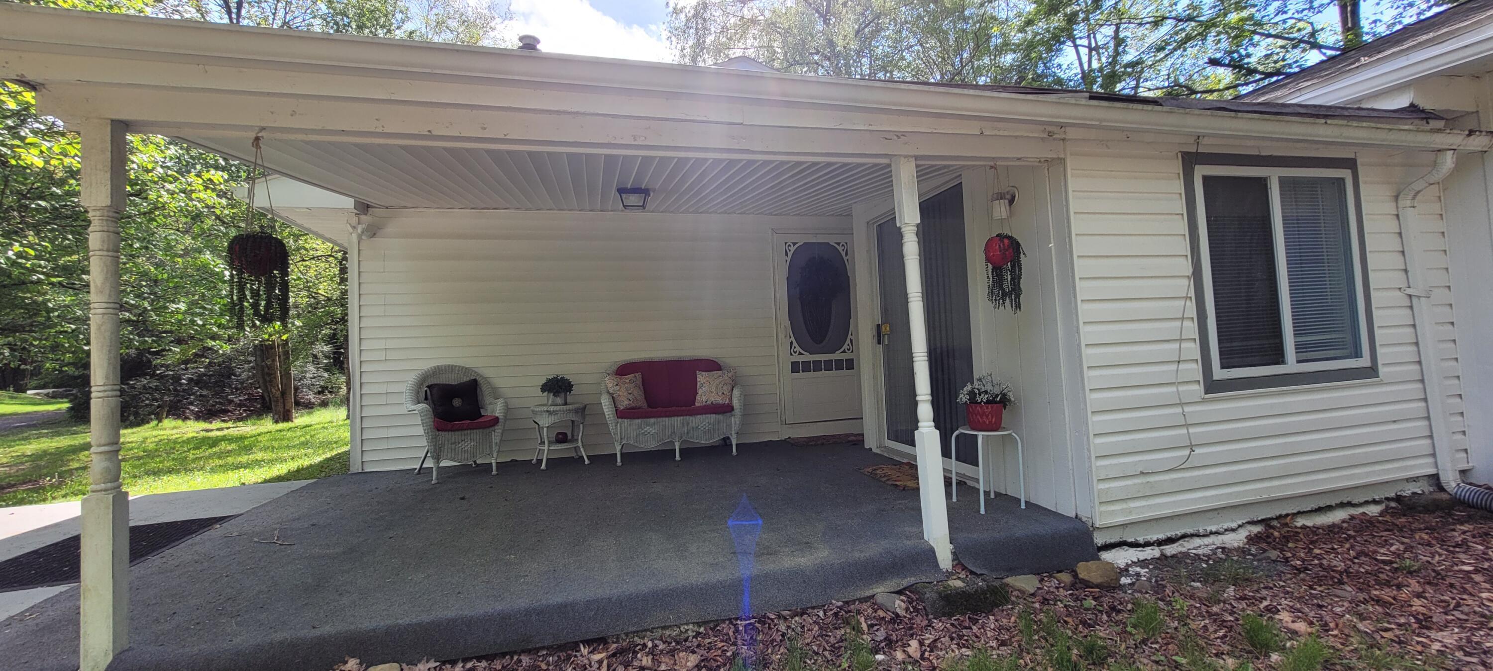 Image 3: Porch