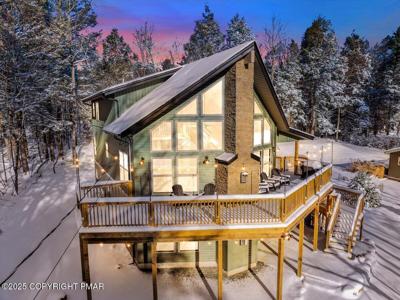 213 Longfellow Circle