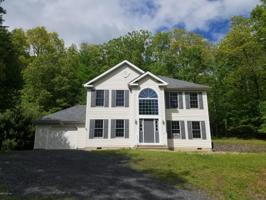 352 Eastshore Dr