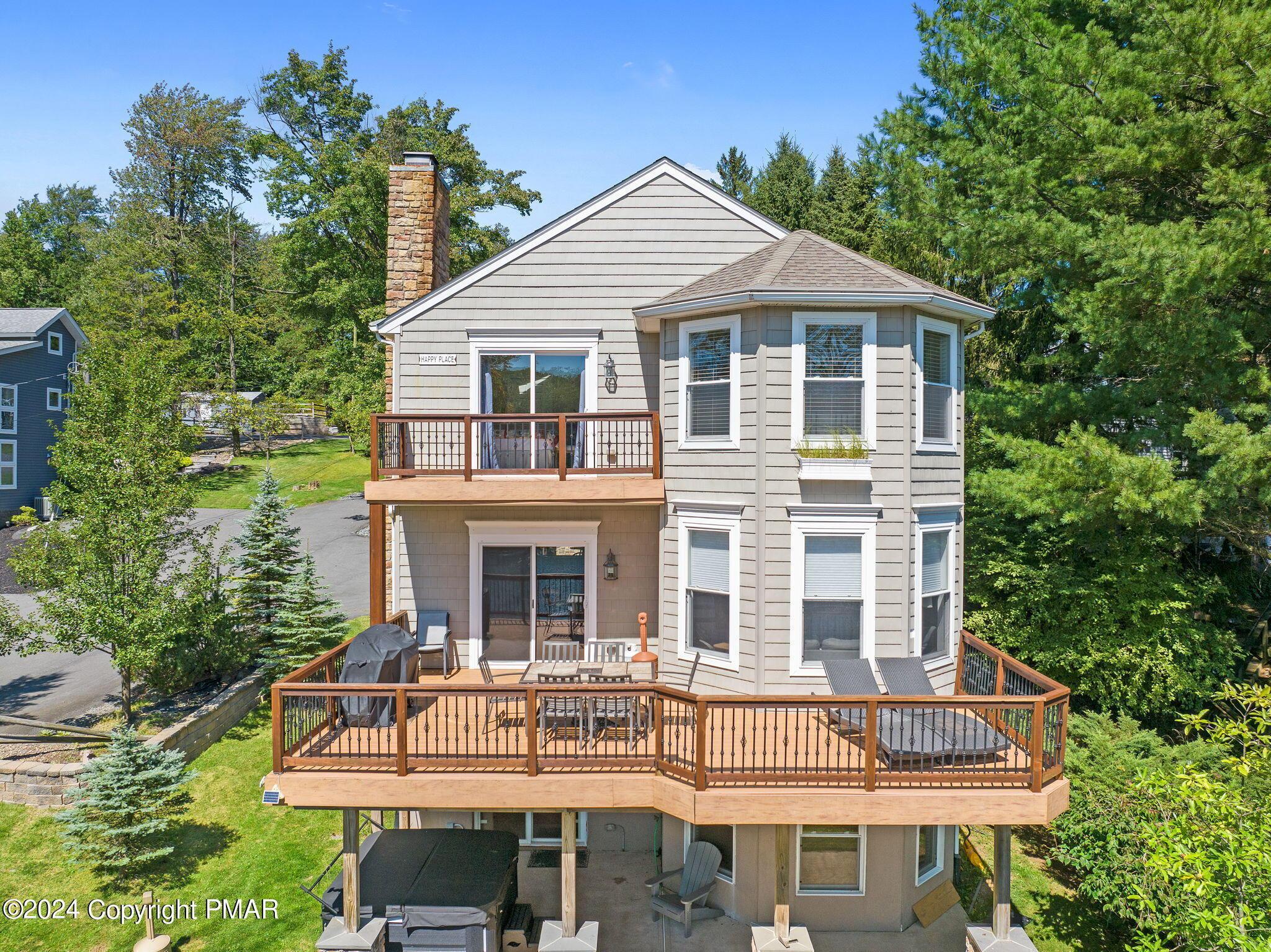 Image 3: Front of Home
