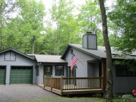 1104 Greenhill Rd