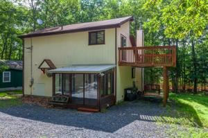 767 Clubhouse Dr