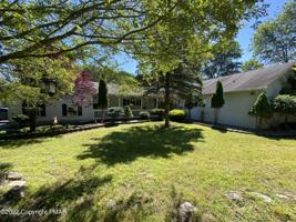 11 Milton Way