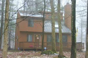 1279 Park Dr