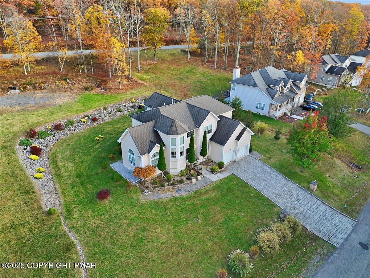 Image 4: 006-101_dji_fly_20251021_164528_0008_176